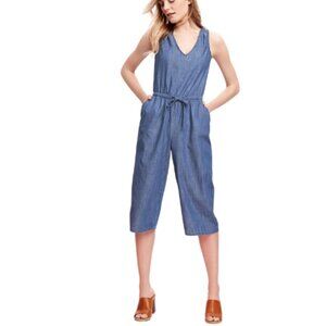 GAP Womens Large Vneck Sleeveless Chambray Capri Romper